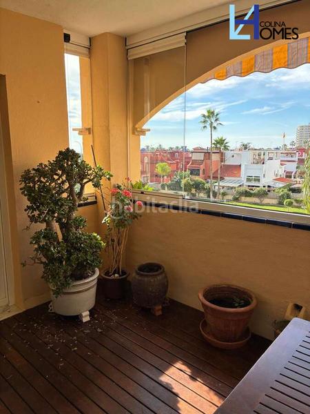 Foto 237e70c2-0690-40ad-ae21-d232d2e99fe7. Piso  en venta en Los Álamos primera línea de playa en Torremolinos