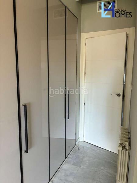 Foto 4f358c0f-f5b6-4647-b816-92a0294cd354. Piso  en venta en Los Álamos primera línea de playa en Torremolinos