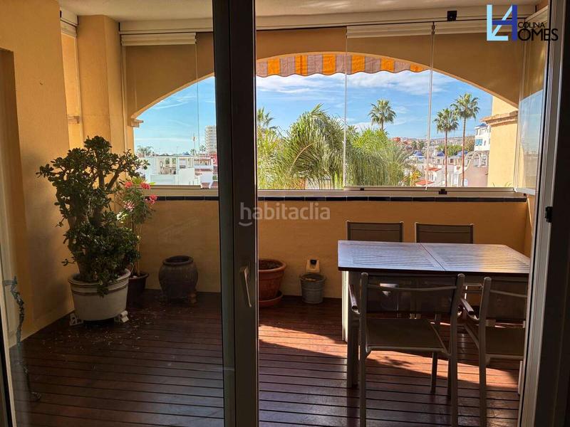 Foto 670a1e09-7aee-4041-b2b1-d602f039a792. Piso  en venta en Los Álamos primera línea de playa en Torremolinos