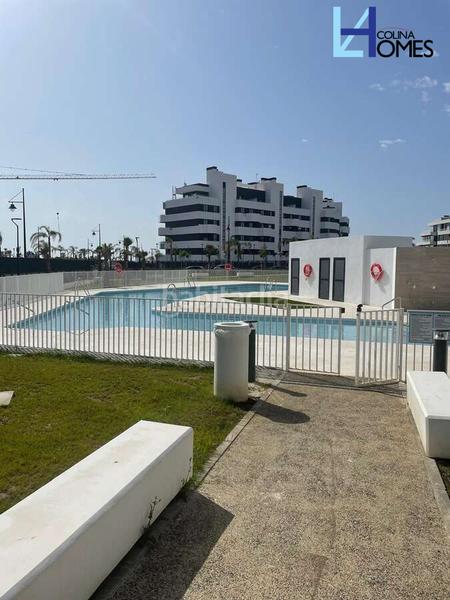 Foto 7a25bf6d-3de9-4b8b-9e7a-855f0c479720. Rent flat with parking pool in Los Álamos Torremolinos