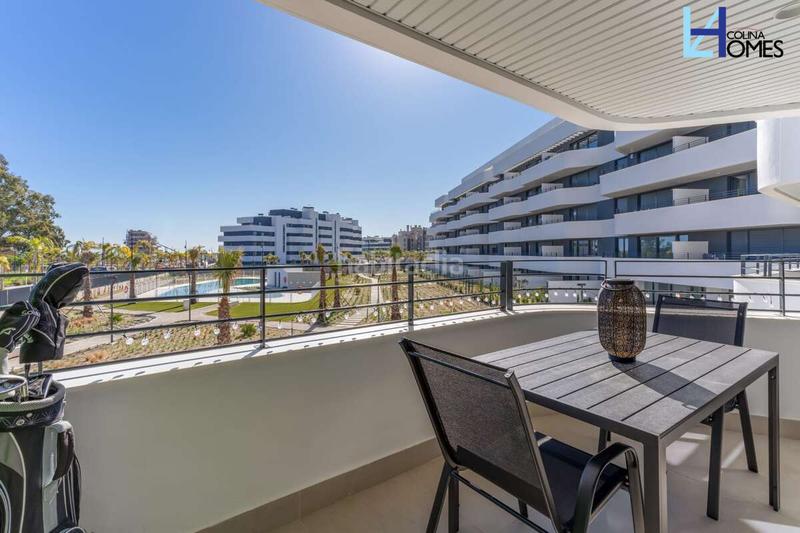 Foto f709e2f4-eeae-40b2-a138-750f487da426. Rent flat with parking pool in El Pinillo Torremolinos