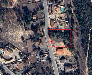 Terreny residencial a Sils. Terreno en urb. les comes- sils