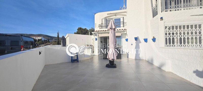 Foto 93250fec-cad4-4dd6-9a53-b4fd49d7cbc5. Casa adossada amb calefacció aparcament a Costa Sur Peñíscola