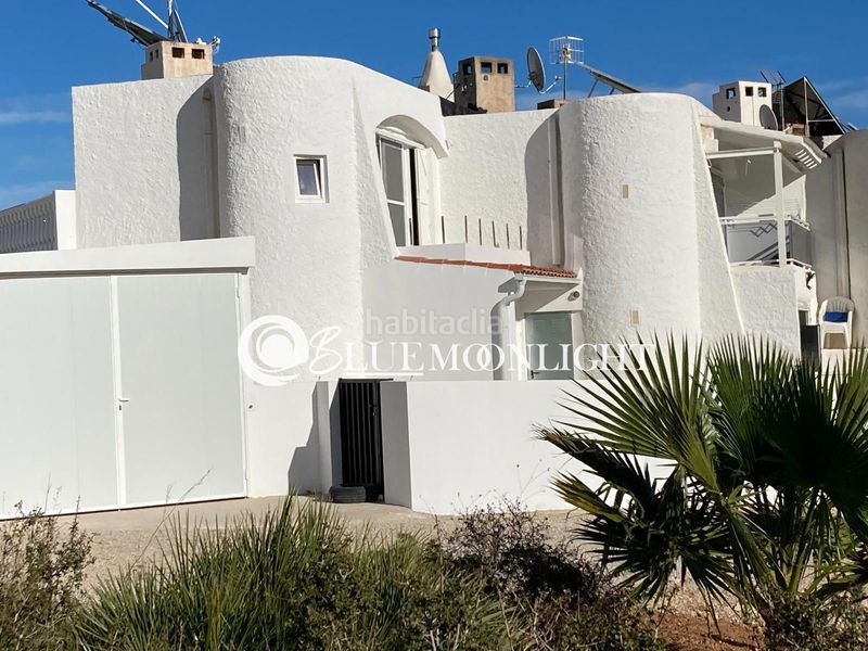 Foto c0d0048f-453f-4e25-b9f7-5ebe397f8a42. Casa adossada amb calefacció aparcament a Costa Sur Peñíscola