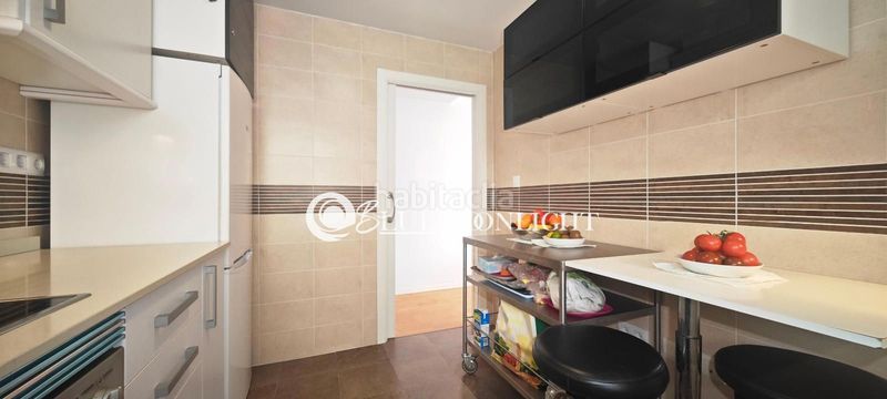 Foto 42f72f57-9eb1-402c-90fa-a7270f154488. Àtic amb calefacció aparcament a Llandells Peñíscola