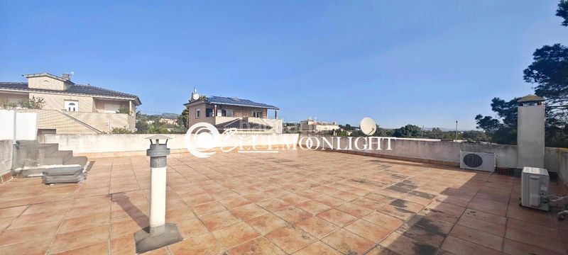 Foto 135405f4-48b0-4d3e-8506-d76d5140eb39. Xalet amb calefacció aparcament a Las Atalayas-Urmi-Cerro Mar Peñíscola