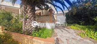 Chalet  Santa magdalena. Chalet independiente de 3 dormtiorios con garaje cerrado