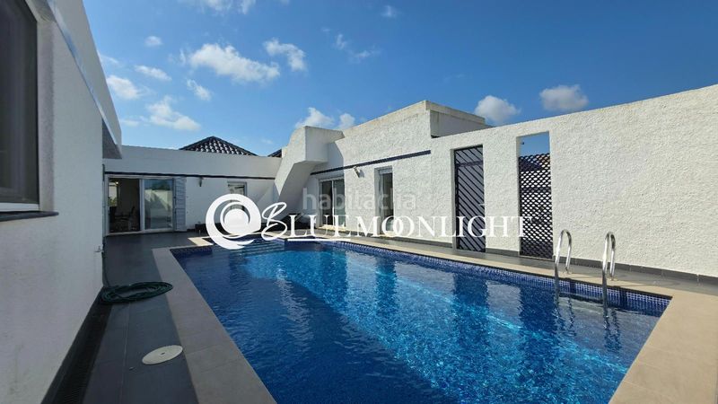 Foto ce4bd918-f275-4c82-8b59-4c507fe8dbfd. Xalet amb calefacció aparcament piscina a Las Atalayas-Urmi-Cerro Mar Peñíscola