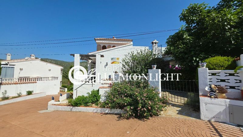 Foto f5f4f58c-bdcb-4a3d-8cbb-303867863bc9. Casa adossada amb calefacció aparcament a Costa Sur Peñíscola