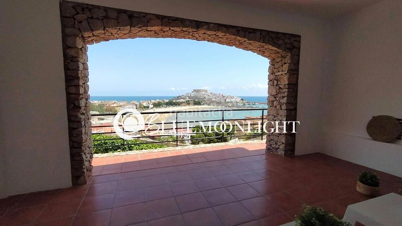 Foto c0a9555a-7afd-4c11-b572-7c33a41257f7. Casa adossada amb aparcament piscina a Las Atalayas-Urmi-Cerro Mar Peñíscola