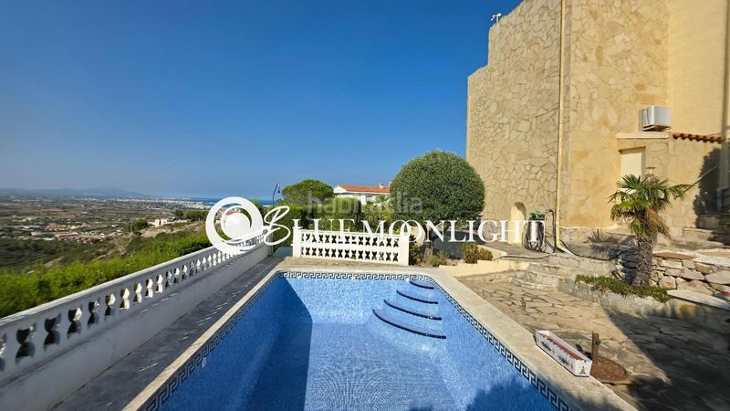 Foto 58048334-ef3a-432f-966d-bc2f16b3390d. Xalet amb calefacció aparcament piscina a Las Atalayas-Urmi-Cerro Mar Peñíscola