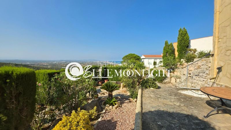 Foto a29e62a5-8dd1-4c37-8f72-19f52d2f0a4b. Xalet amb calefacció aparcament piscina a Las Atalayas-Urmi-Cerro Mar Peñíscola