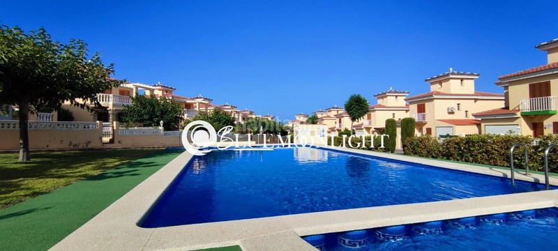 Foto 3244b961-da82-4705-ac14-e41fb63f75a8. Xalet amb calefacció aparcament piscina a Las Atalayas-Urmi-Cerro Mar Peñíscola