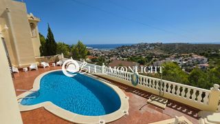 Duplex  Grecia. Dúplex con espectaculares vistas al mar y al castillo de peñísco