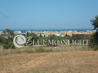Casa  Poligono 13-67. Casa de campo de 75m2 construidos sobre una gran parcela con una