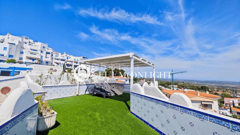 Foto ee101e10-cb51-4847-8790-646092509d01. Àtic amb calefacció aparcament piscina a Las Atalayas-Urmi-Cerro Mar Peñíscola