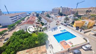 Attique  Papa luna. Estudio en residencial frente al mar