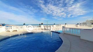 Appartement  Noruega. Apartamento en residencial con piscina exterior e interior clima