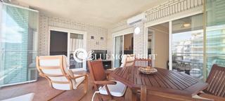 Pis  Valencia. Apartamento de 2 dormitorios a pasos de la playa