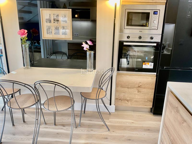 Foto 0eb8ae7c-e742-475a-8f61-a75a7414f298. Édifice dans calle juana elorza 9 dans San Diego Madrid