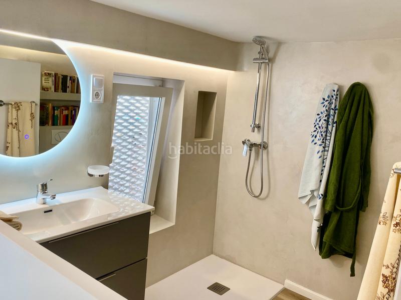 Foto 1b65b9b2-861f-43c5-9224-169bcb8718f5. Édifice dans calle juana elorza 9 dans San Diego Madrid