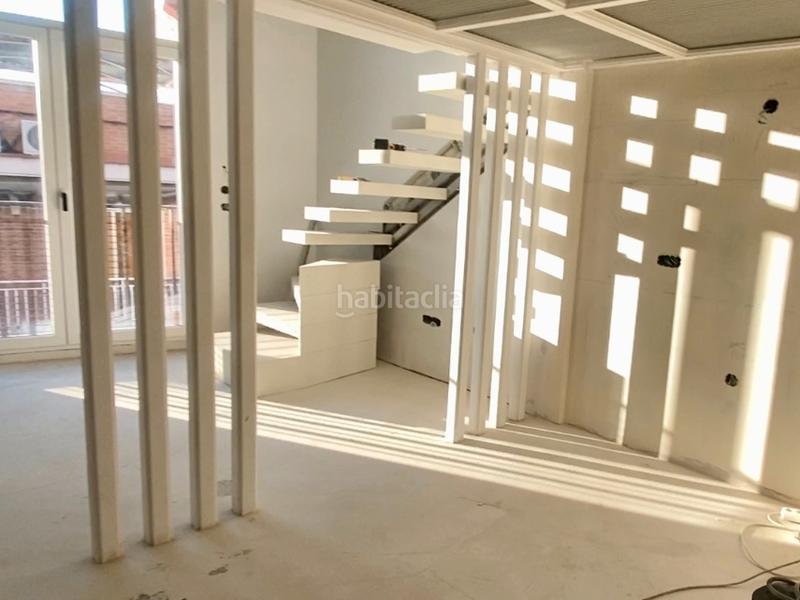 Foto 78f4e8fa-d32e-4138-b85c-98297b62f00c. Édifice dans calle juana elorza 9 dans San Diego Madrid