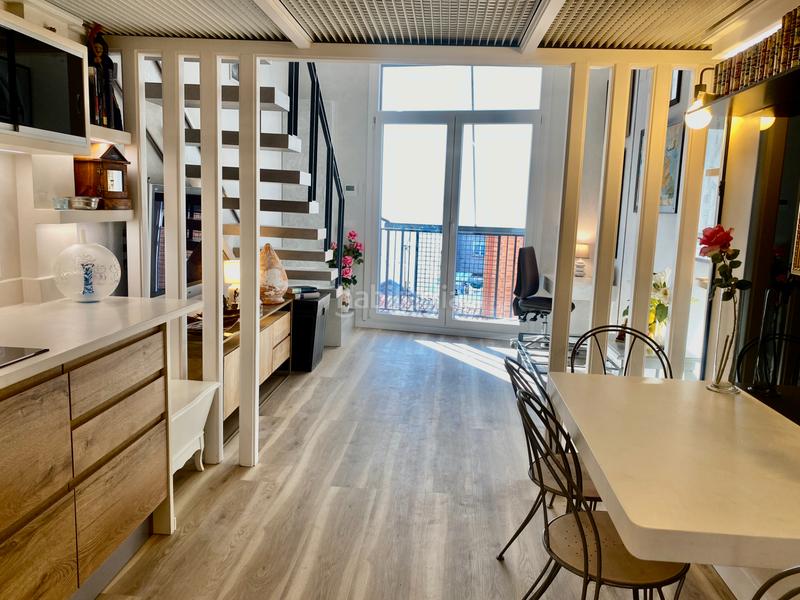 Foto a8a92f2f-bdde-469f-abee-ebfc93d1944d. Édifice dans calle juana elorza 9 dans San Diego Madrid