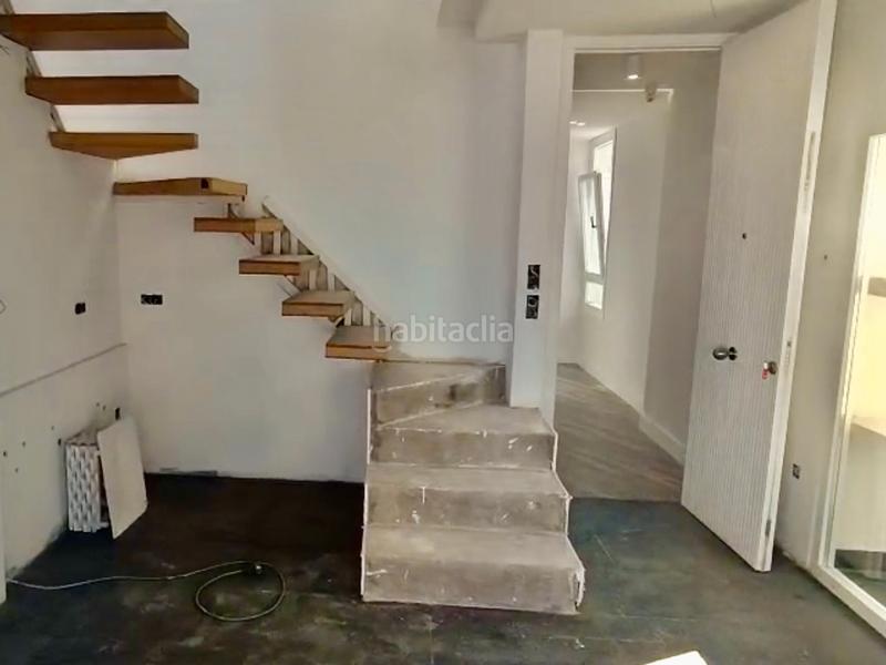 Foto c3d3f194-da63-4276-b248-ee0caffb901b. Édifice dans calle juana elorza 9 dans San Diego Madrid