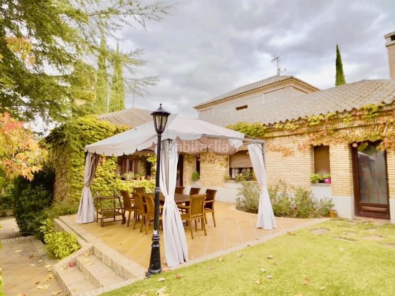 Foto 0c955a62-ad9b-4c76-b77a-12e69912fc01. Chalet avec cheminée chauffage parking piscine dans Rozas de Madrid (Las)