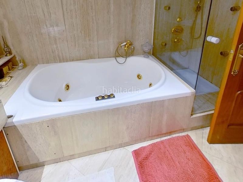 Foto 59bf6497-d06c-43cd-a35c-5e5d3c919b38. Chalet avec cheminée chauffage parking piscine dans Rozas de Madrid (Las)