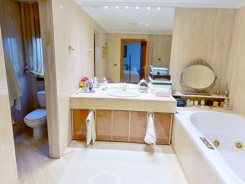 Foto 5c0ad1ec-3337-41bc-8b21-52d73574dbb5. Chalet avec cheminée chauffage parking piscine dans Rozas de Madrid (Las)