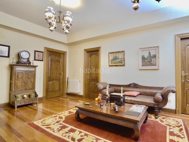 Foto 9ae3d7c0-ab08-4d0f-85a5-b7a955d65058. Chalet con camino riscaldamento parcheggio piscina in Rozas de Madrid (Las)