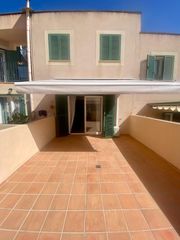 Affitto Casa a schiera in El Terreno. Casa adosada dúplex con terraza, parking y trastero
