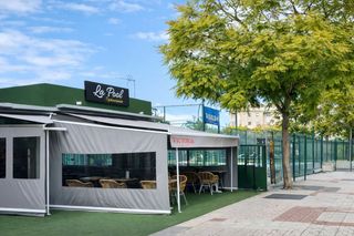 Traspàs Local Comercial  Avenida parménides. Traspaso restaurante con terraza en teatinos junto a complejo de