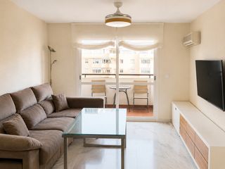 Pis a El Consul - Ciudad Universitaria - El Romeral. Piso de 3 dormitorios con piscina, garaje y trastero en el cónsu