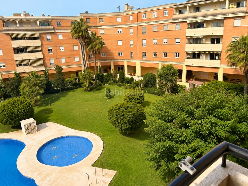 Foto 734bbf59-e405-4d24-81f6-f1512b6a488e. Pis amb aparcament piscina a El Consul - Ciudad Universitaria - El Romeral Málaga