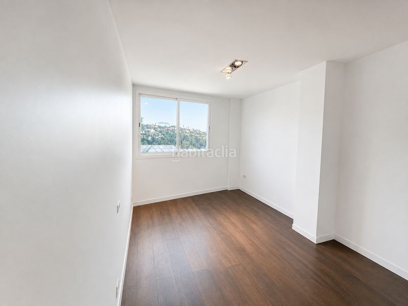 Foto 762bbe11-bc0f-4583-beea-f7d316a3d5e6. Casa adossada amb aparcament piscina a Nueva Torrequebrada Benalmádena