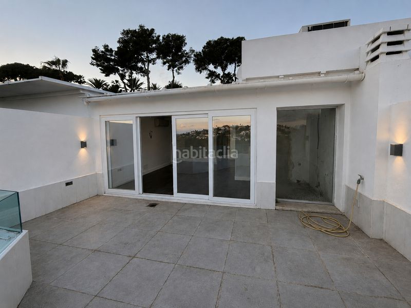 Foto b7941ed9-f561-4296-b823-05327aa25c0d. Casa adossada amb aparcament piscina a Nueva Torrequebrada Benalmádena