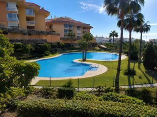 Apartamento  Calle granado del higueron. Apartamento en el higuerón con terraza de 20 m², garaje, traster