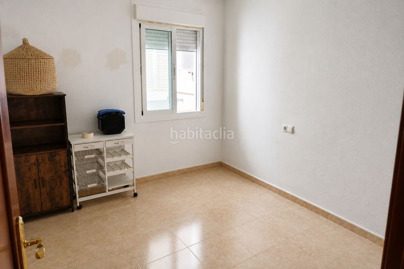 Foto 0c08162c-e817-43d7-bdcd-8796522985f6. Pis amb aparcament a Álora