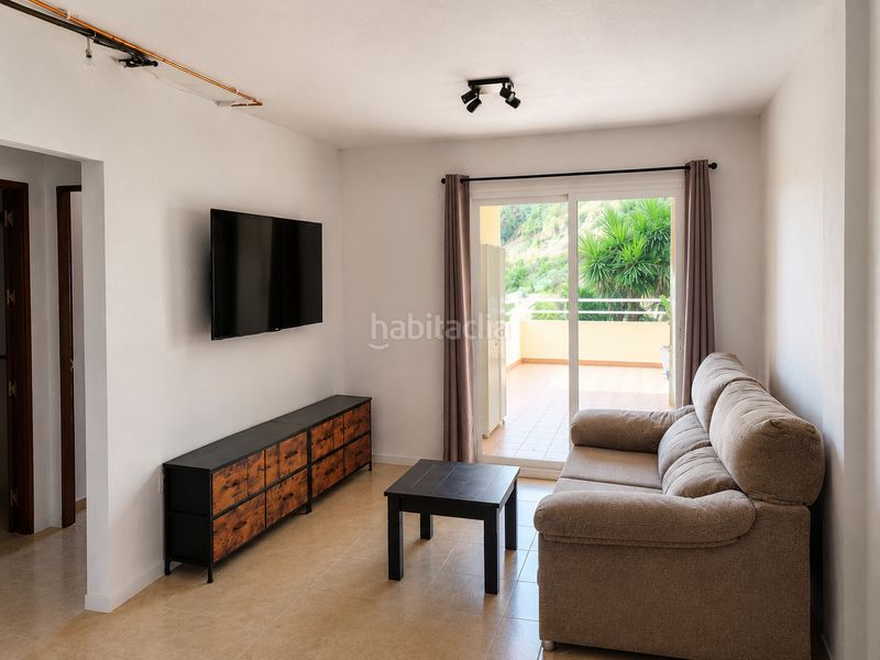 Foto a7b70dbb-9188-48e6-9e91-86d004220733. Pis amb aparcament a Álora