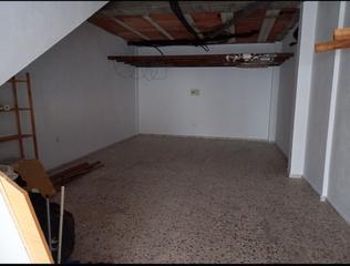 Local Comercial en Calle San Isidro