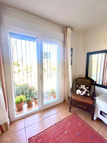 Foto f5182a23-f51a-49b1-bb75-cde612e9dc92. Casa adossada a Tarifa ciudad Tarifa