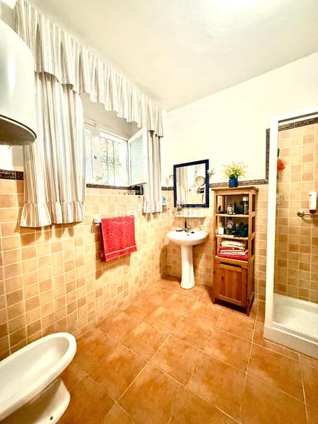 Foto 673b71bd-d7c4-434b-8d94-de76f46b27f5. Chalet mit parking pool in La Granja - La Colina - Los Pastores Algeciras