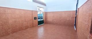 Casa aparellada  Pintor manuel reine. Casa pareada