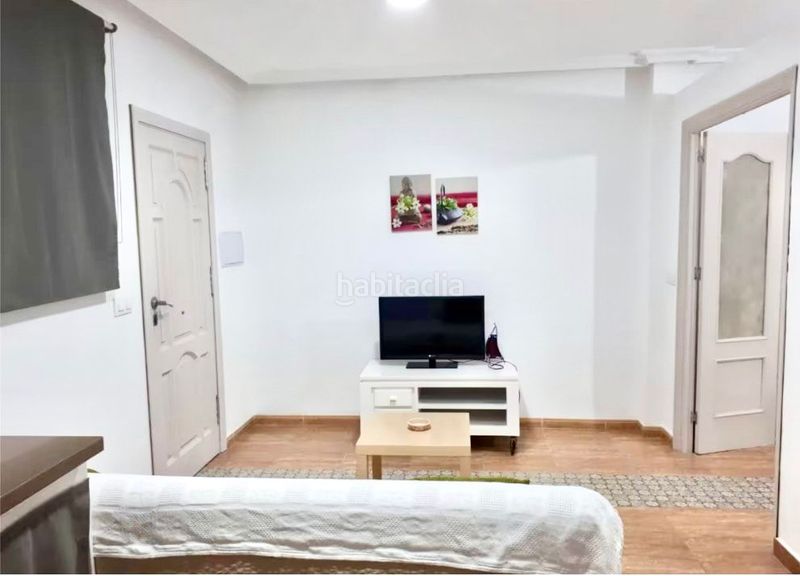 Foto aa886d20-c7a1-4de0-a07c-ef37c7083820. Casa aparellada a Tarifa ciudad Tarifa