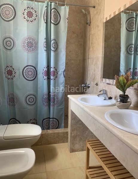 Foto f4a2fbd2-3999-4f74-9265-2f8864c4a6ae. Casa aparellada amb piscina a Tarifa ciudad Tarifa