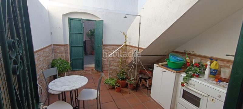 Foto c3e45a8a-76f2-4c7b-a6bd-16bc2ec80677. Casa aparellada a Facinas Tarifa