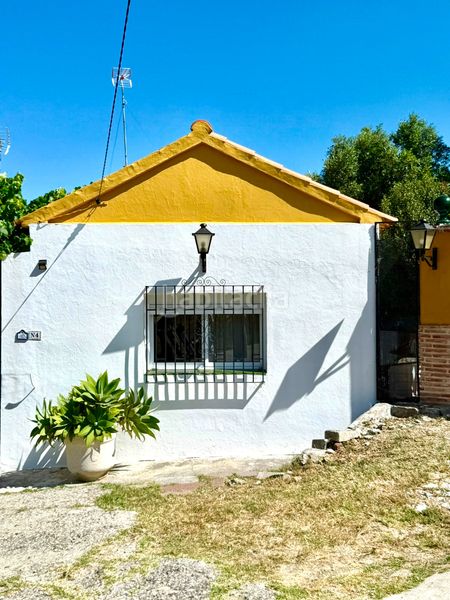 Foto 4a63dfac-c226-4053-87e0-0bca8f88c9a7. Lloguer casa amb xemeneia aparcament a Facinas Tarifa