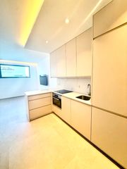 Business premise  C. viento de levante. Local zona albacerrado